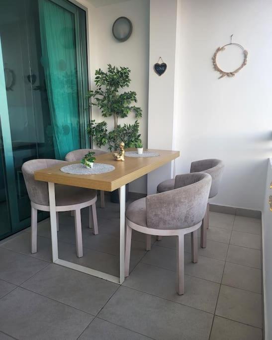 Sea Views Playa Del Ingles Beach Lovers 2 Apartment San Bartolome Bagian luar foto