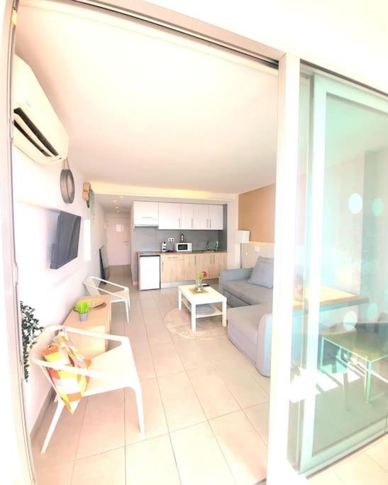 Sea Views Playa Del Ingles Beach Lovers 2 Apartment San Bartolome Bagian luar foto