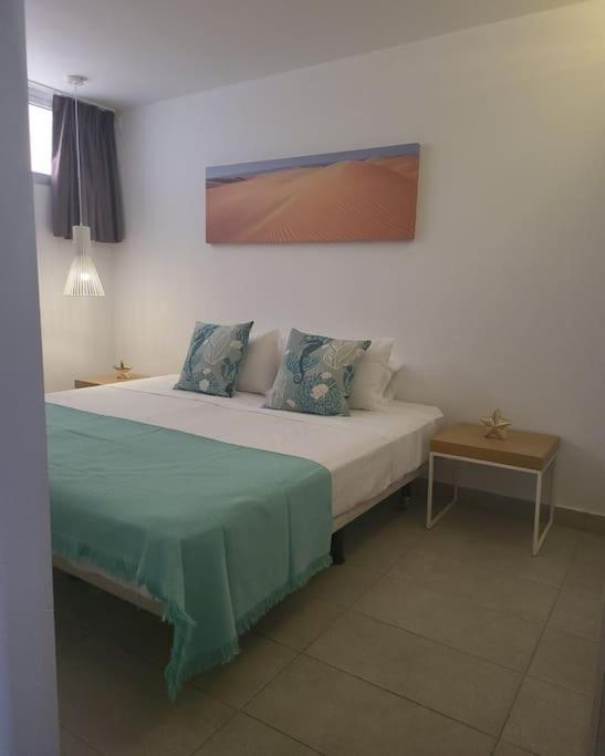Sea Views Playa Del Ingles Beach Lovers 2 Apartment San Bartolome Bagian luar foto